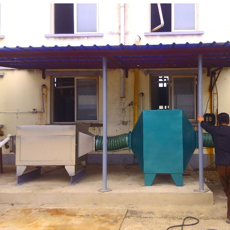 沧州 活性炭吸附箱专业有机九游（NineGame）娱乐中国生产厂家.jpg